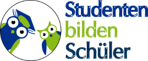 Studenten bilden Schüler